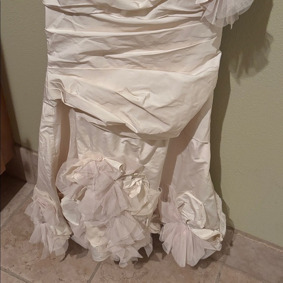 BCBGMaxAzria strapless Off White Dress - Picture 5 of 13